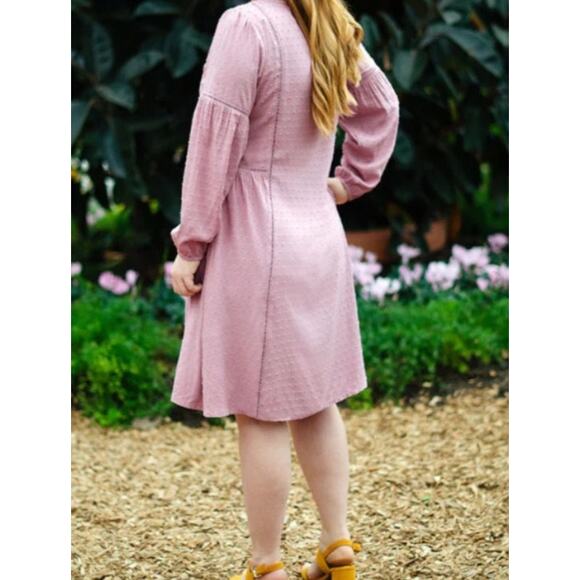 Matilda Jane Turn On The Charm Sheath Dress Women Sz L Lilac Swiss Dots Pleated - Picture 2 of 9